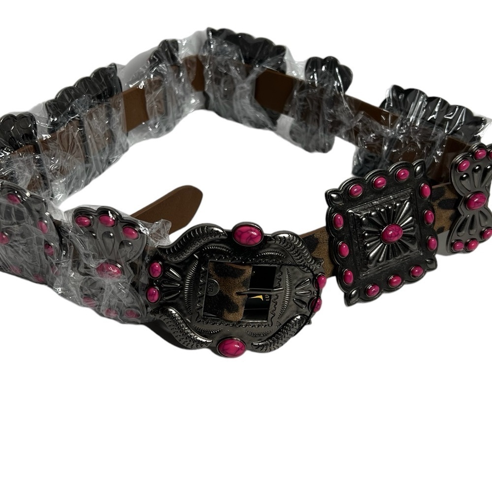 Lucky & Blessed Leopard Pink Turquoise Ribbon Tooled
Square Belt - Picture 4 of 16